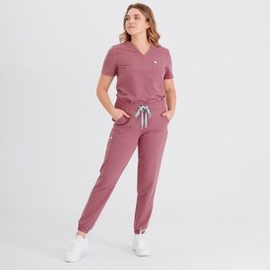 Garde Malade Rose Antique Set